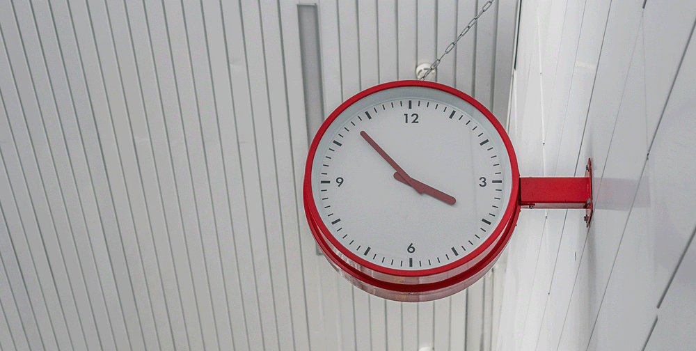 Reloj pared en local