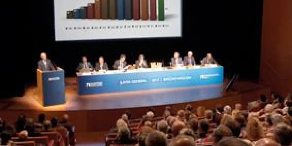 SURNE celebra su Junta General 2013 SURNE celebra su Junta General 2013