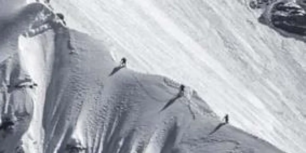 WOPEAK hace cima en el Chamlang WOPEAK hace cima en el Chamlang