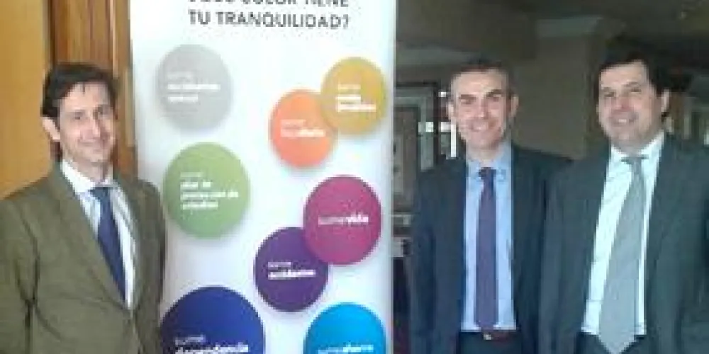 SURNE CELEBRA UNA JORNADA FORMATIVA EN SANTIAGO SURNE CELEBRA UNA JORNADA FORMATIVA EN SANTIAGO