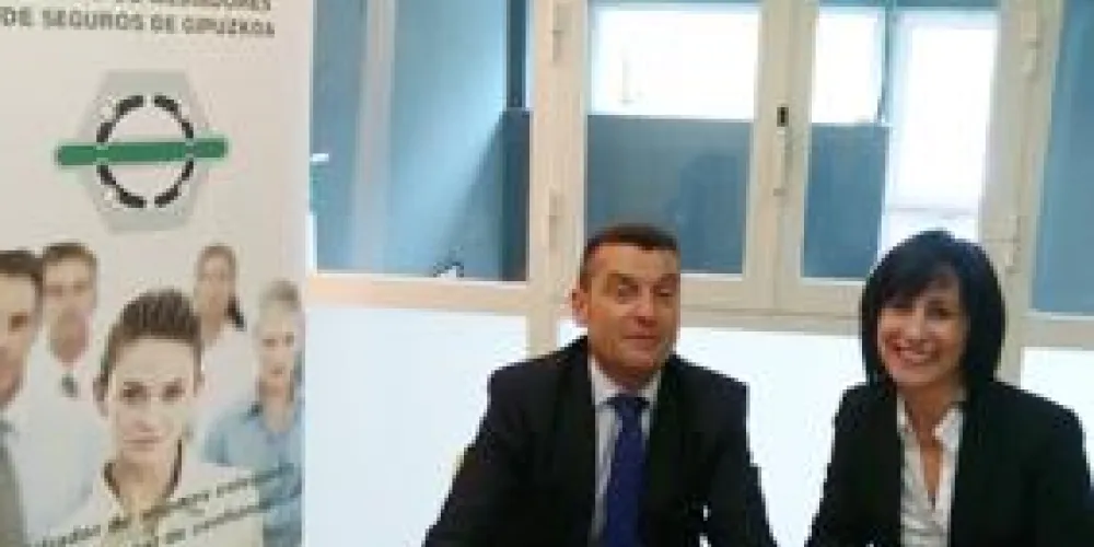 SURNE renueva el convenio de colaboración con el Colegio de Gipuzkoa SURNE renueva el convenio de colaboración con el Colegio de Gipuzkoa