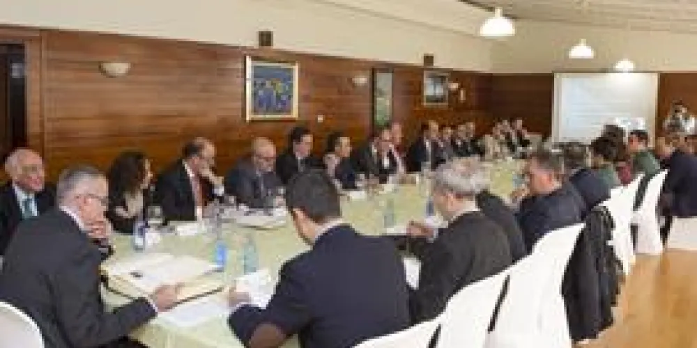 SURNE ASISTE AL ACTO DE CONSTITUCIÓN DEL CÍRCULO DE CONFIANZA DE LA FUNDACIÓN INADE EN LA CORUÑA SURNE ASISTE AL ACTO DE CONSTITUCIÓN DEL CÍRCULO DE CONFIANZA DE LA FUNDACIÓN INADE EN LA CORUÑA