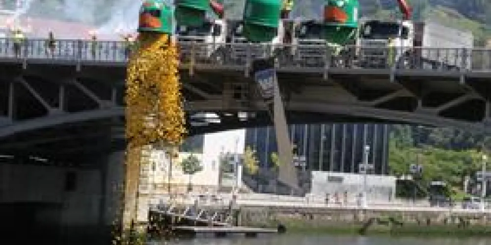 30.000 patos pueden en la V Estropatada WOP con el viento en contra 30.000 patos pueden en la V Estropatada WOP con el viento en contra