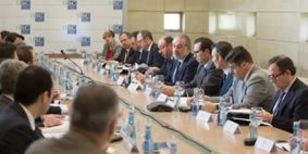 SURNE ASISTE A LA PRIMERA REUNIÓN DEL CÍRCULO DE CONFIANZA DE LA FUNDACIÓN INADE EN SANTIAGO  SURNE ASISTE A LA PRIMERA REUNIÓN DEL CÍRCULO DE CONFIANZA DE LA FUNDACIÓN INADE EN SANTIAGO