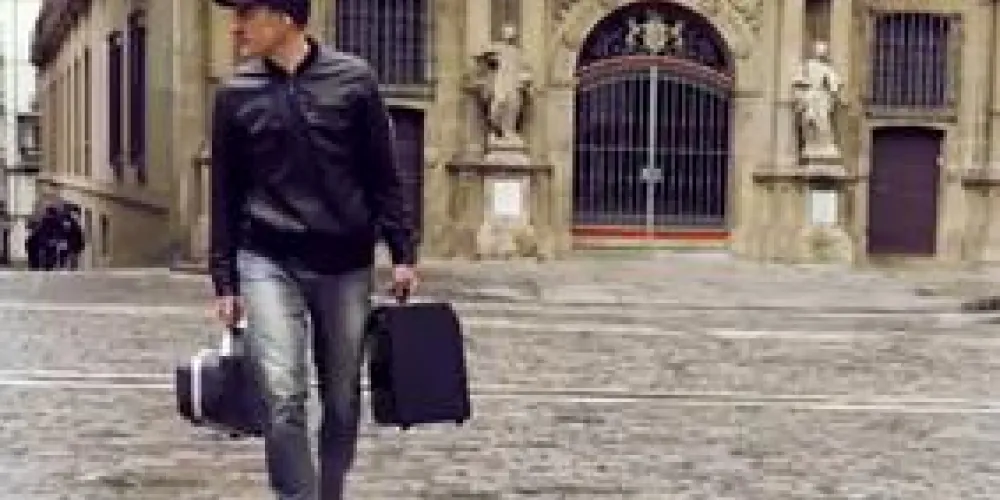 WOP presenta su Flashmob en Pamplona WOP presenta su Flashmob en Pamplona