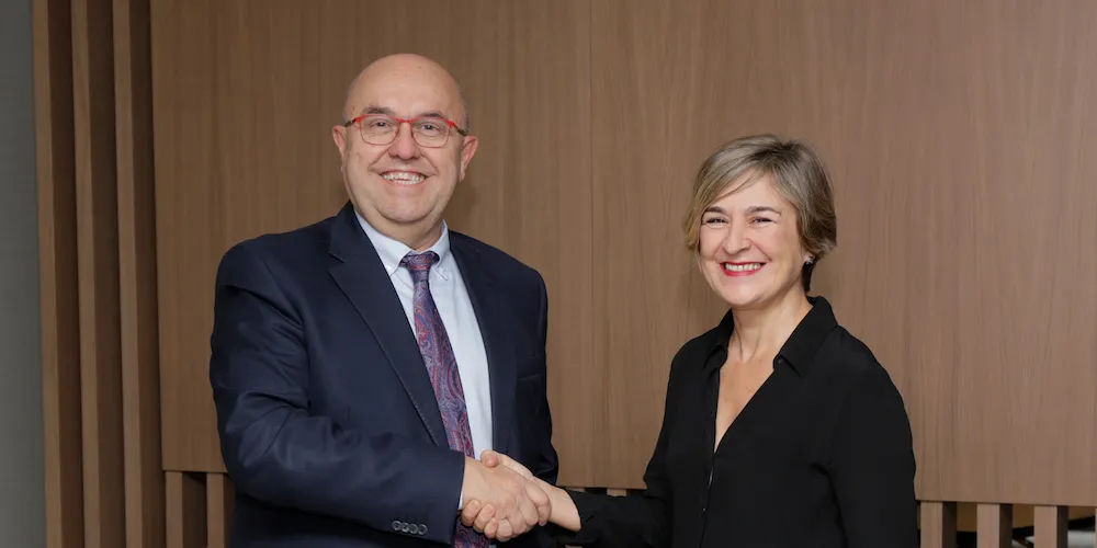 Surne-patrocini-Lointek-Gernika-Bizkaia Ángela Martínez de Araño eta Gerardo Candina