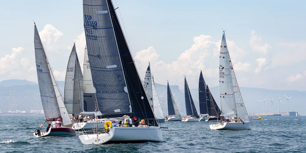 La Regata SURNE una de las citas históricas en la Bahía del Abra XVIII Regata SURNE-58º Trofeo Eskarra